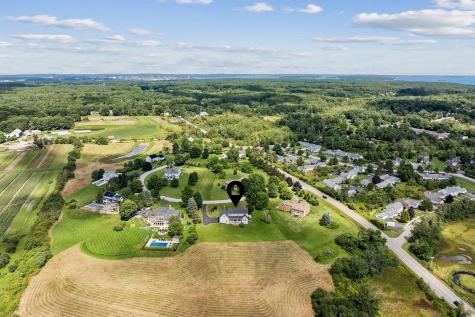 13 Wainwright Drive Cape Elizabeth ME 04107