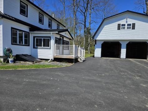 1377 Pushaw Road Glenburn ME 04401