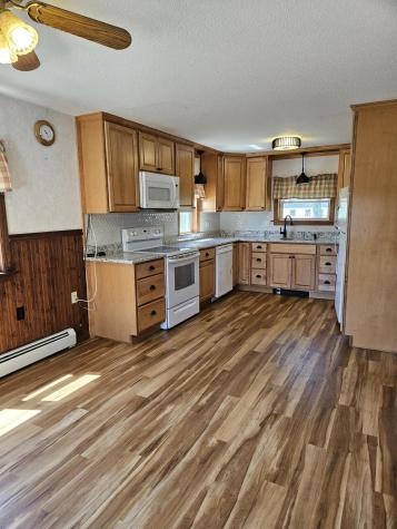 1377 Pushaw Road Glenburn ME 04401