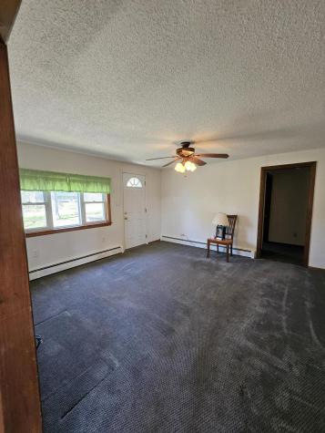 1377 Pushaw Road Glenburn ME 04401