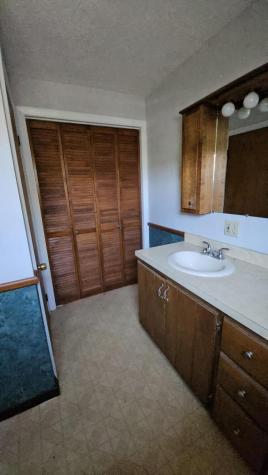 1377 Pushaw Road Glenburn ME 04401