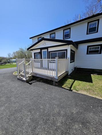 1377 Pushaw Road Glenburn ME 04401