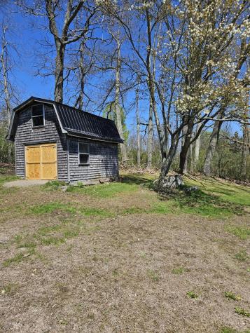 1377 Pushaw Road Glenburn ME 04401