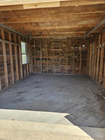 1377 Pushaw Road Glenburn ME 04401