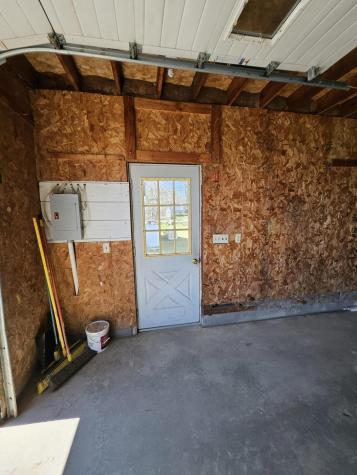 1377 Pushaw Road Glenburn ME 04401