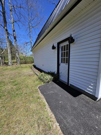 1377 Pushaw Road Glenburn ME 04401
