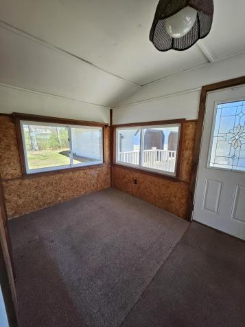 1377 Pushaw Road Glenburn ME 04401