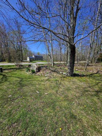 1377 Pushaw Road Glenburn ME 04401