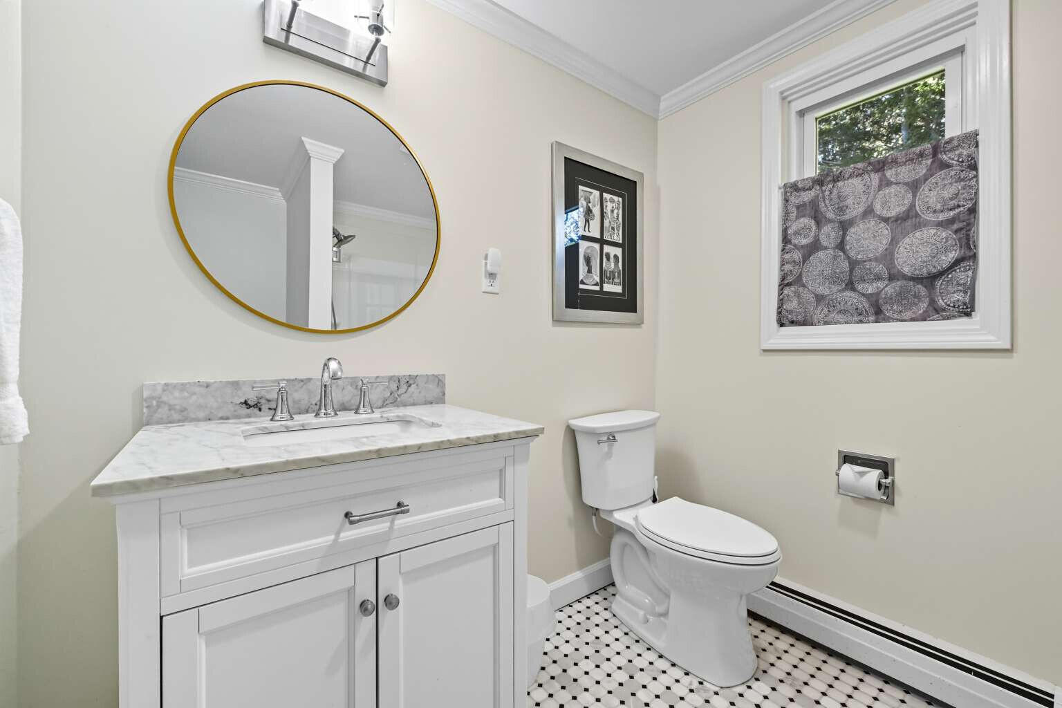 33 Reed Road Boothbay Harbor ME 04538