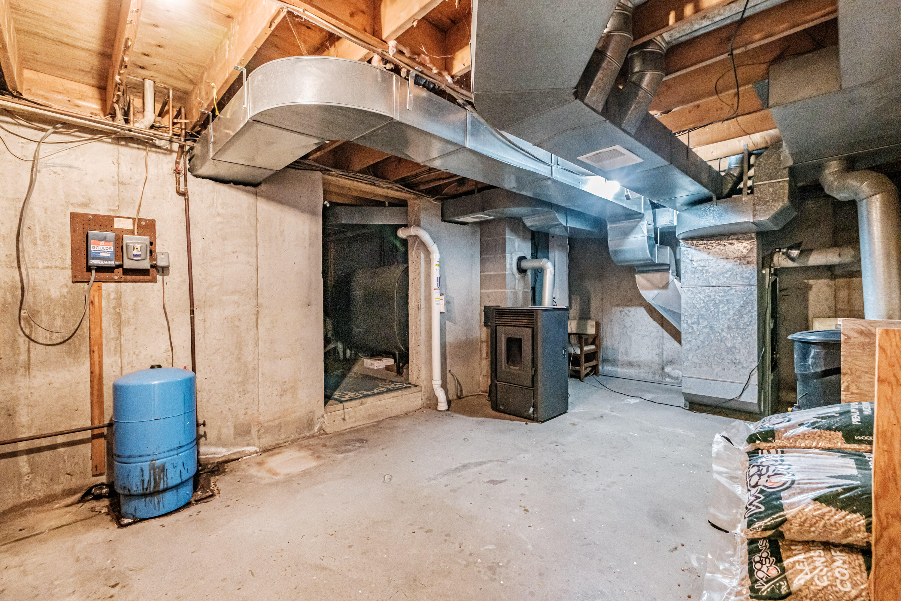 32 Leander Harmon Road Harrison ME 04040