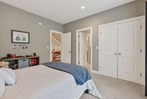 63 Drowne Road Cumberland ME 04021