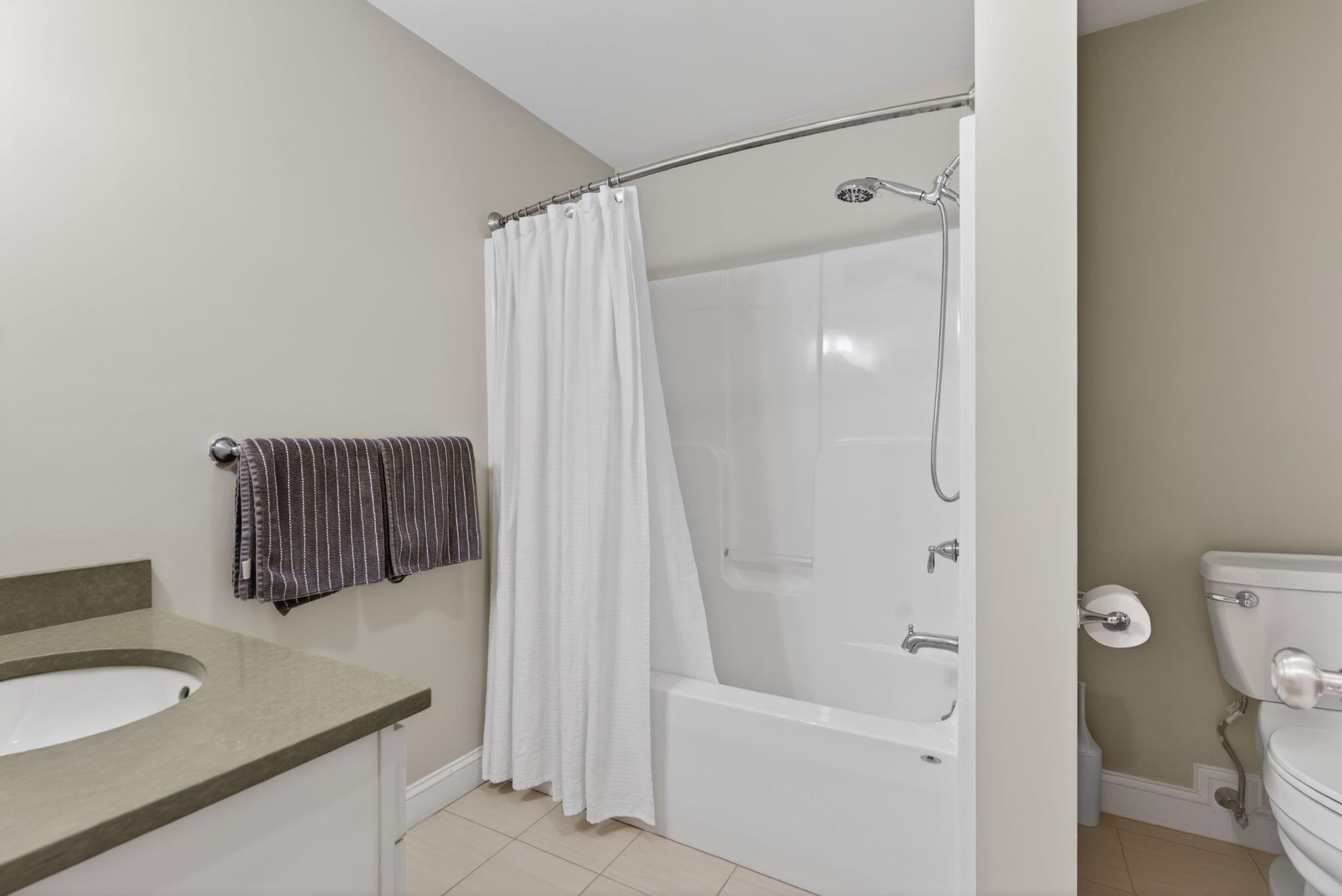 63 Drowne Road Cumberland ME 04021