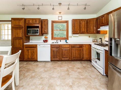 206 Fairview Avenue Auburn ME 04210