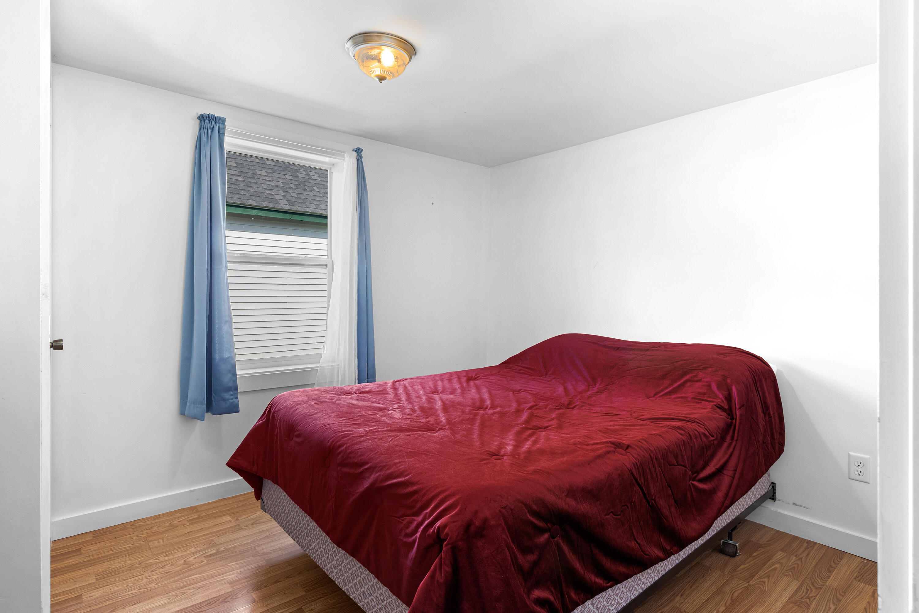 1682 &1676 Main Road Phippsburg ME 04562