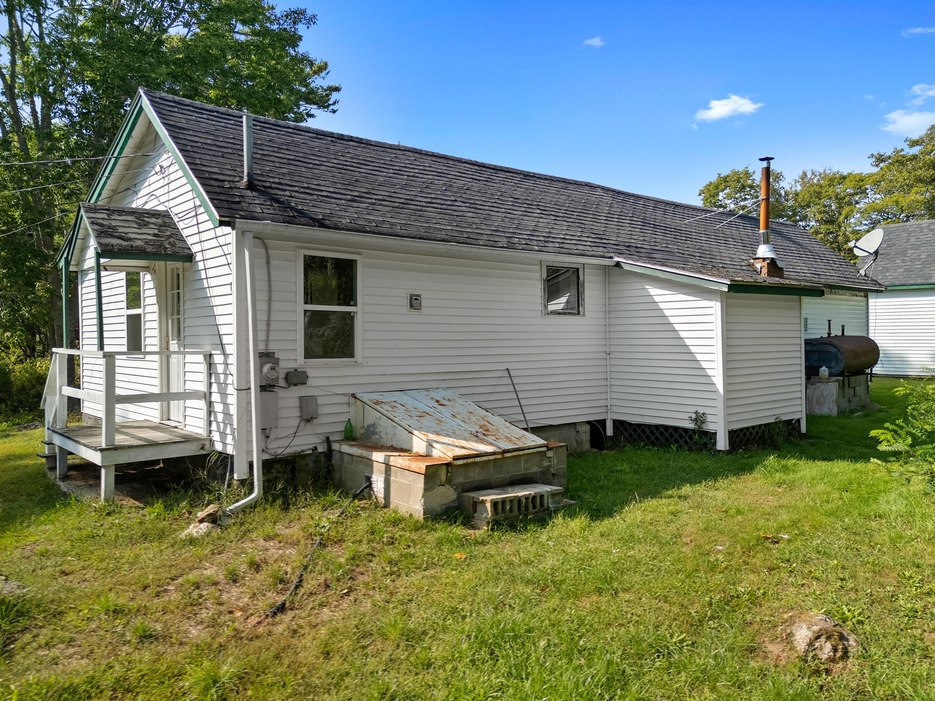 1682 &1676 Main Road Phippsburg ME 04562