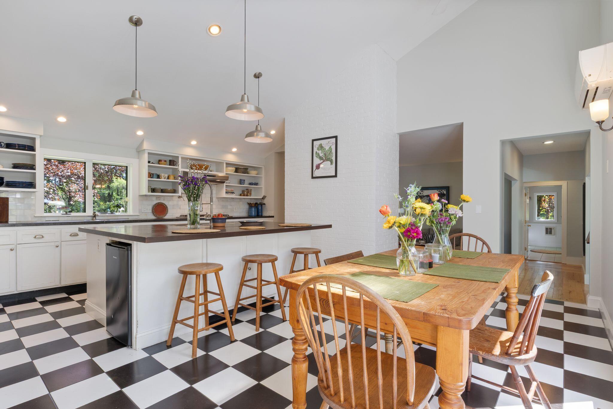 61 Woodville Road Falmouth ME 04105