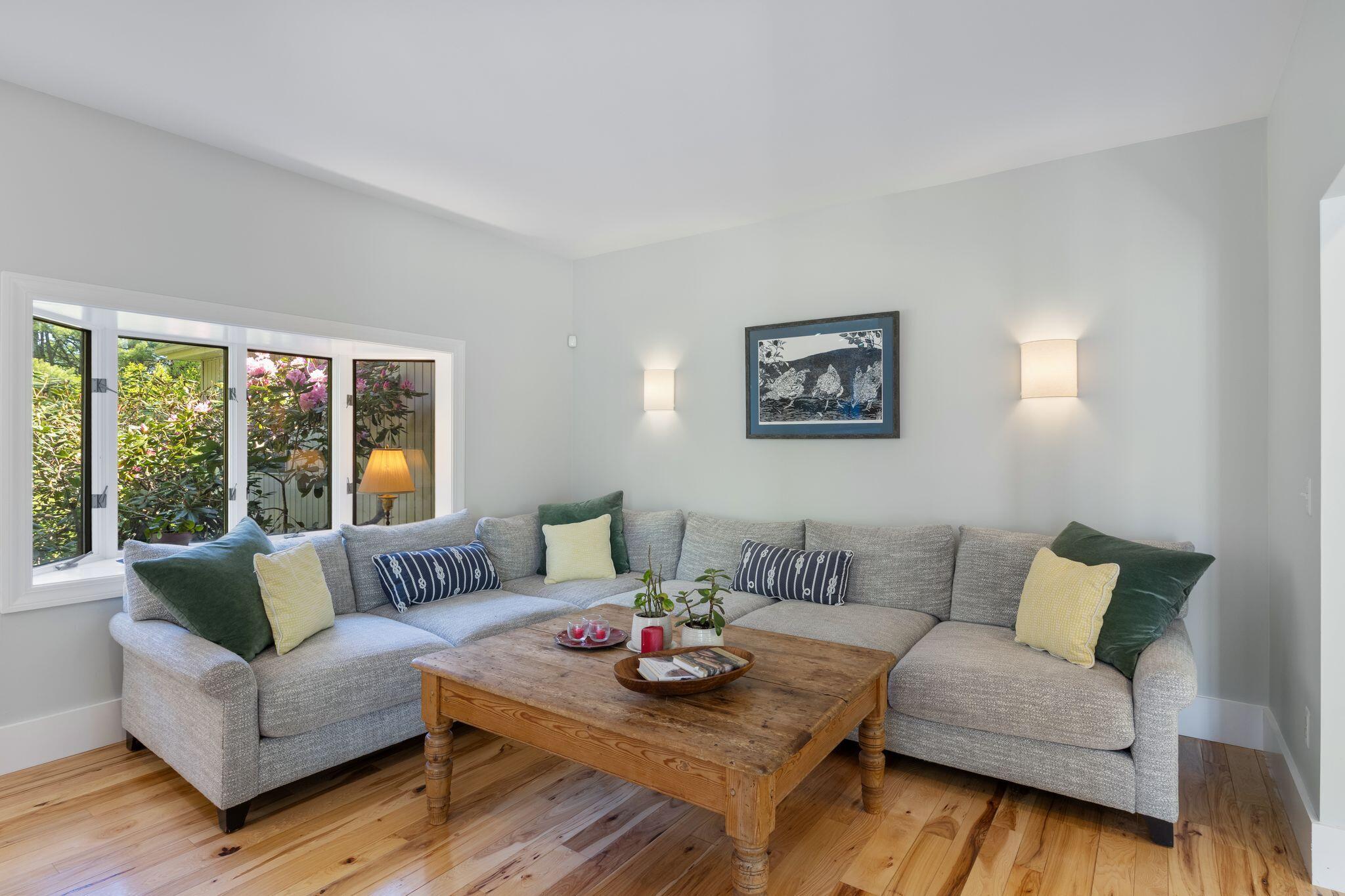 61 Woodville Road Falmouth ME 04105