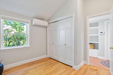 61 Woodville Road Falmouth ME 04105