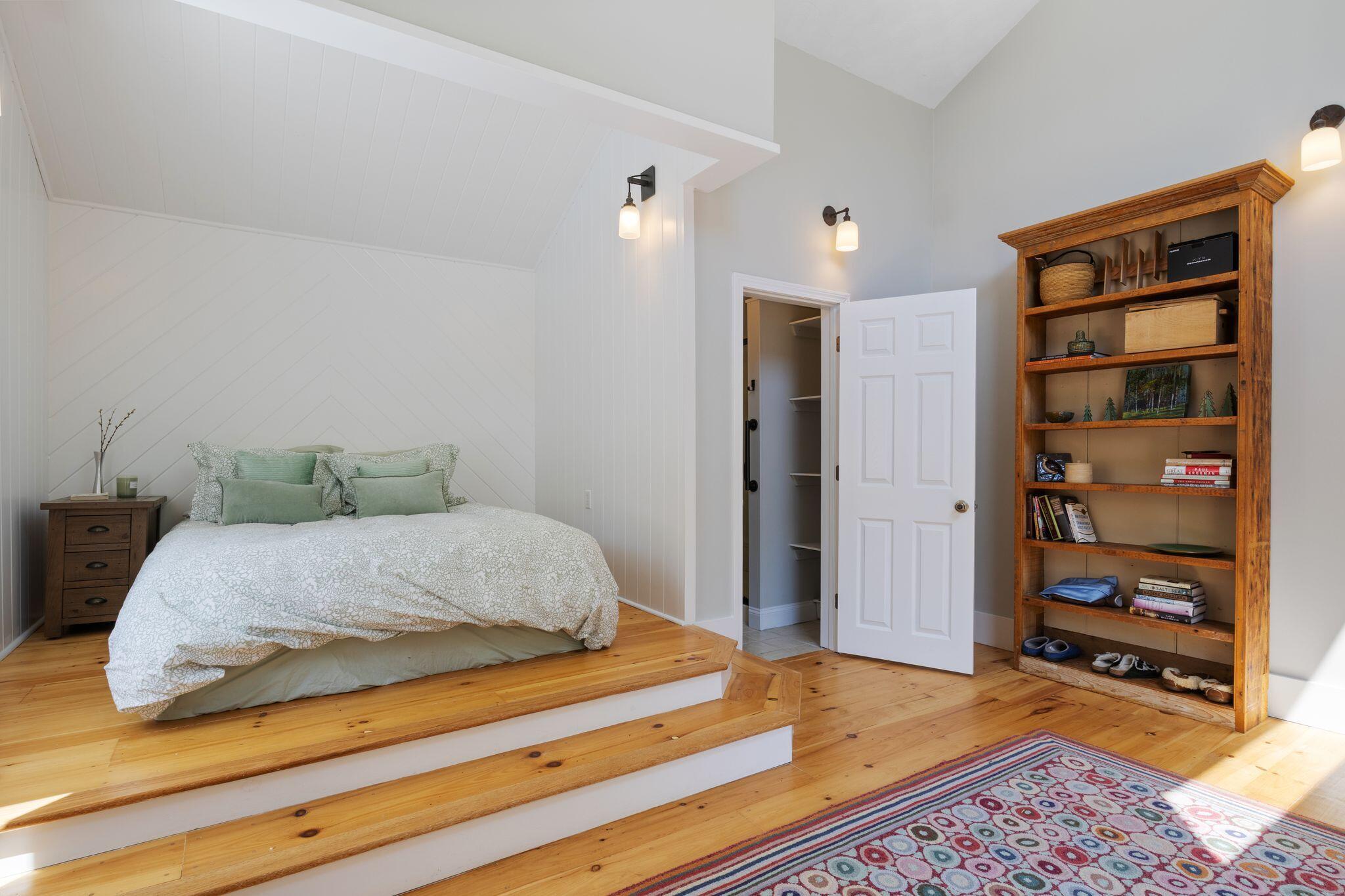 61 Woodville Road Falmouth ME 04105