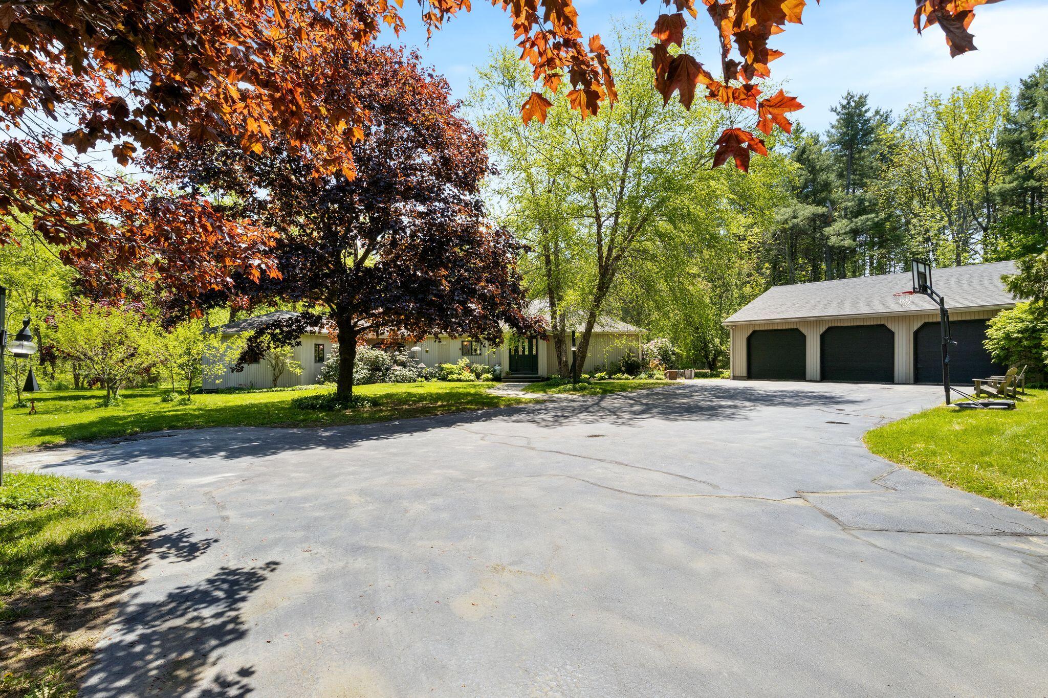 61 Woodville Road Falmouth ME 04105