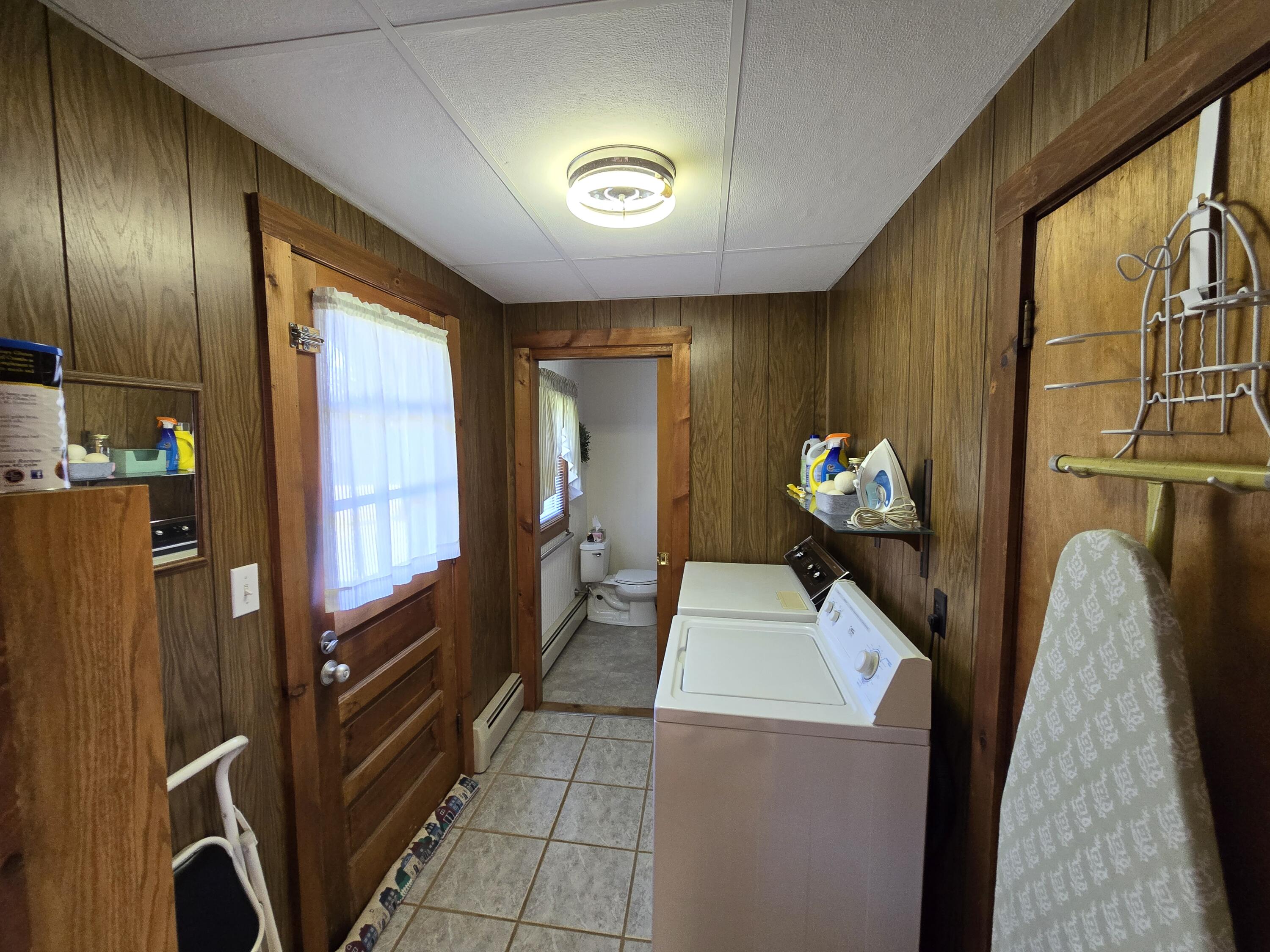 112 Shaker Road Gray ME 04039