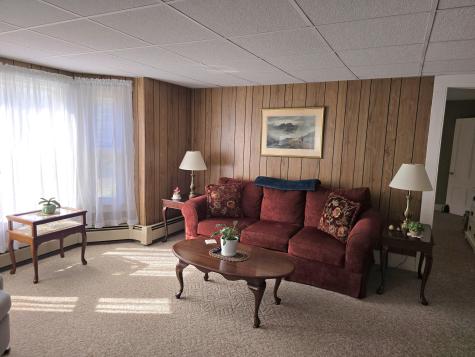 112 Shaker Road Gray ME 04039