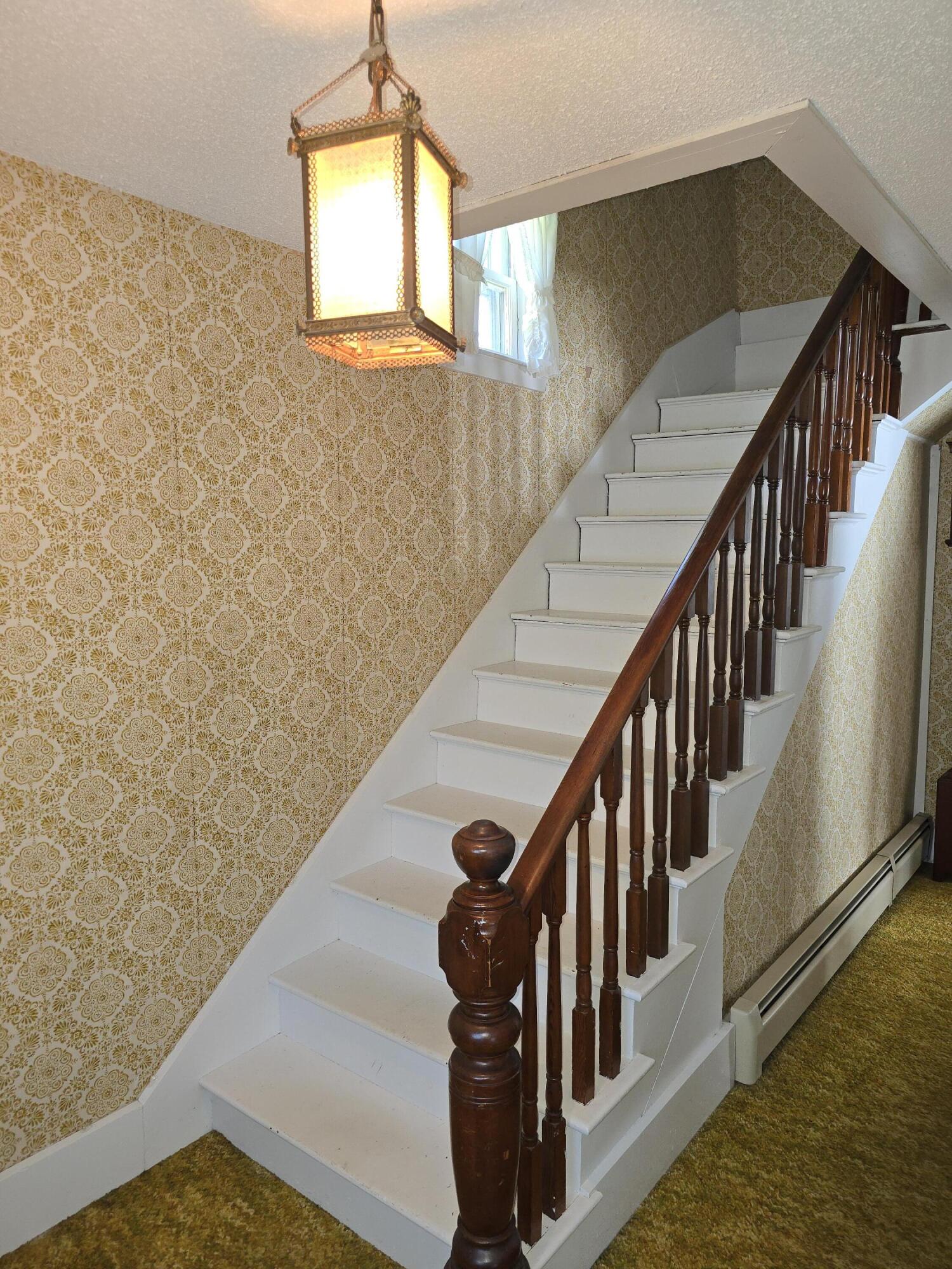 112 Shaker Road Gray ME 04039