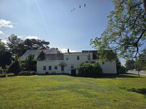 112 Shaker Road Gray ME 04039
