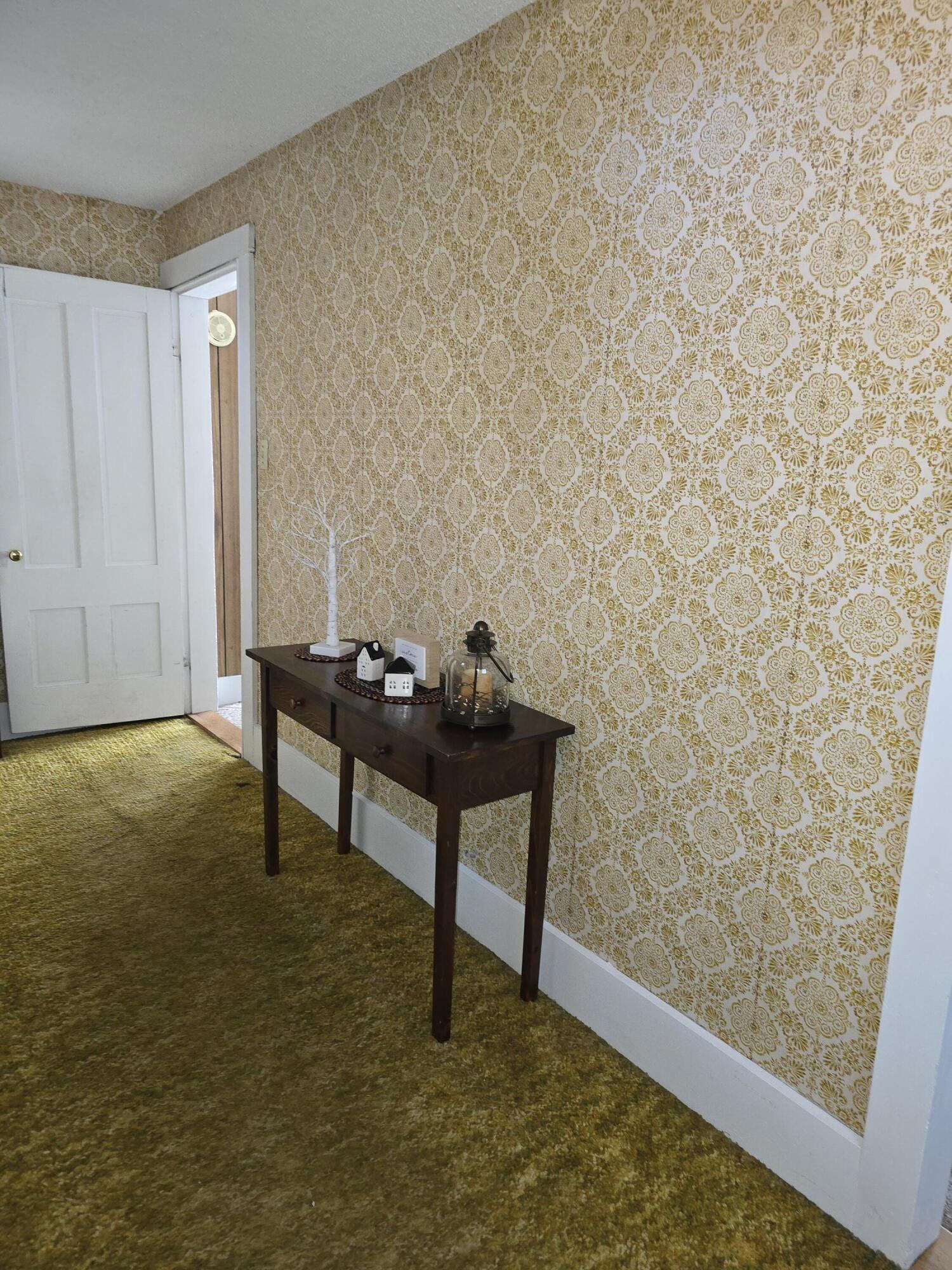 112 Shaker Road Gray ME 04039