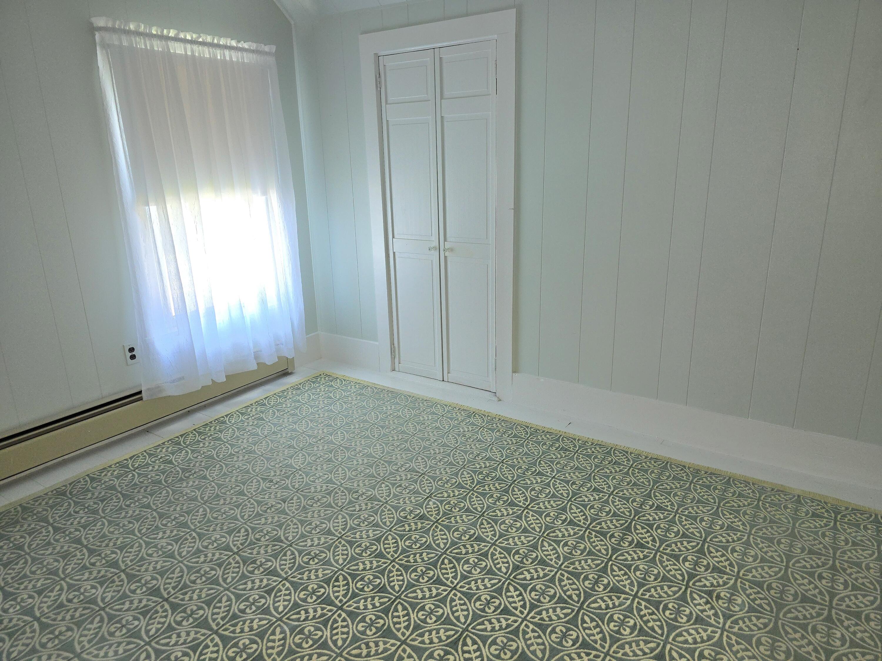 112 Shaker Road Gray ME 04039