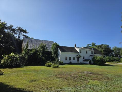 112 Shaker Road Gray ME 04039
