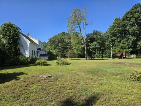 112 Shaker Road Gray ME 04039