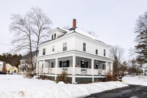 15 North Street Dixfield ME 04224