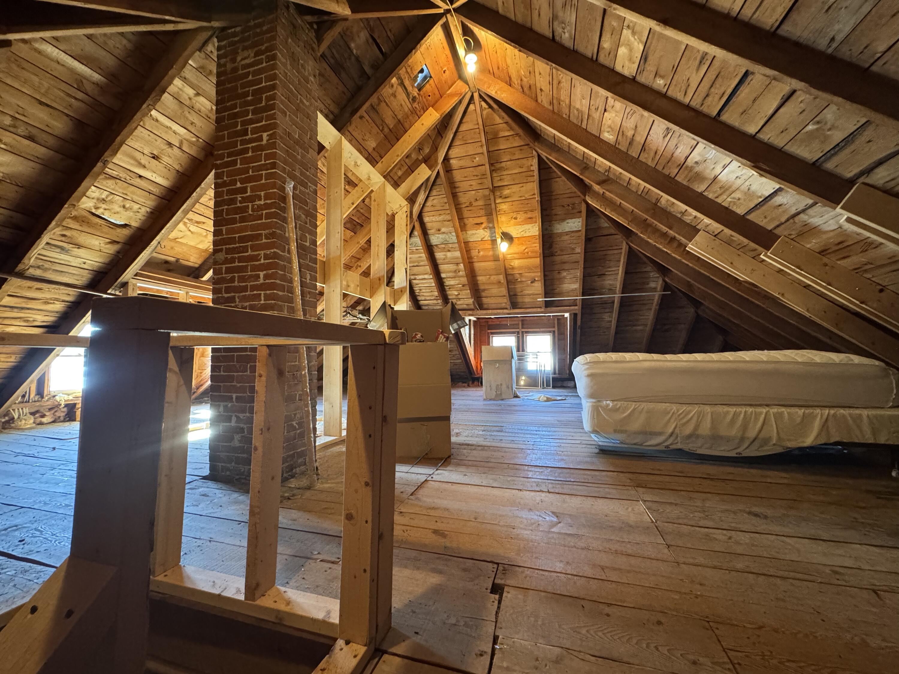 15 North Street Dixfield ME 04224