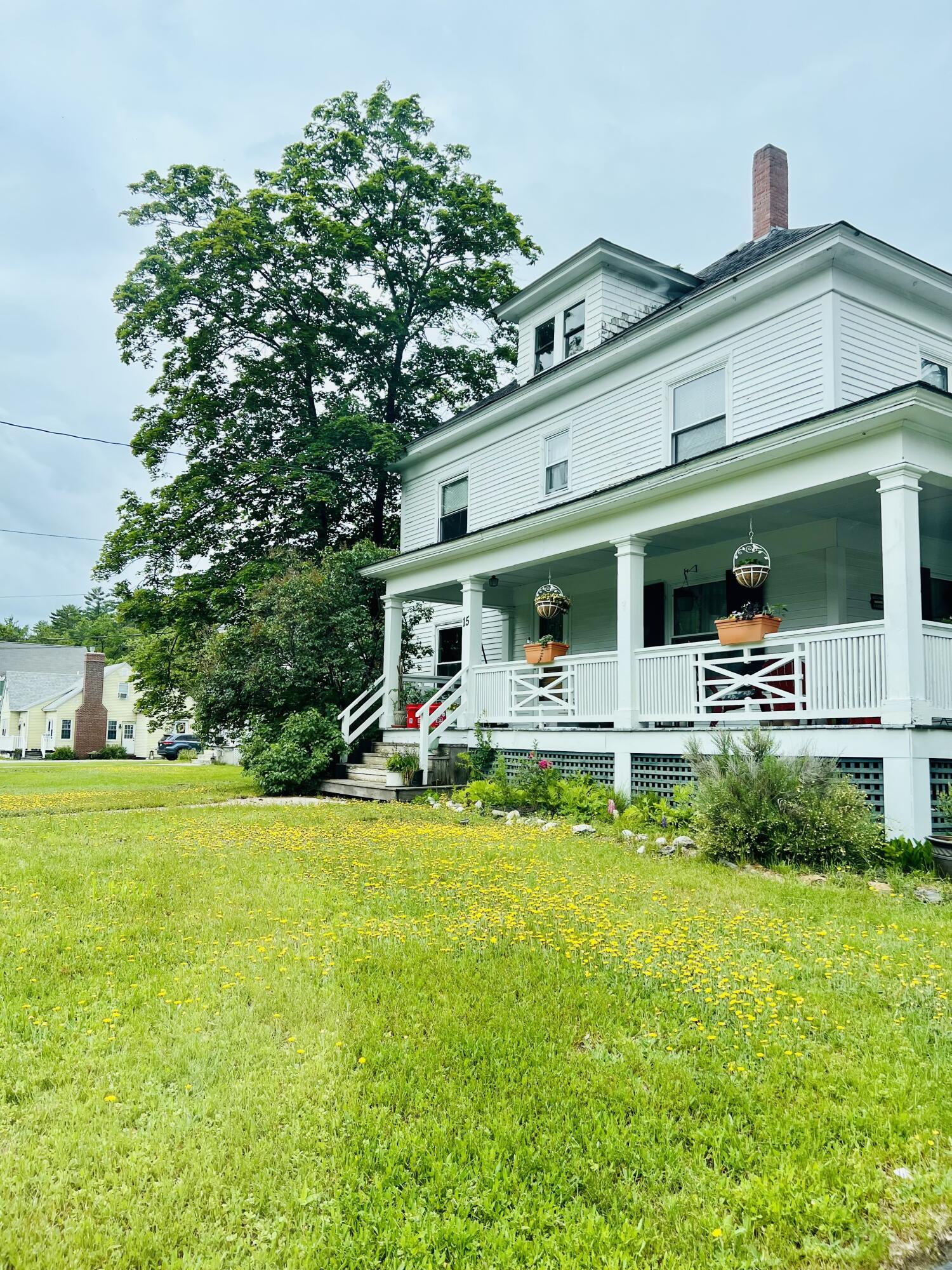 15 North Street Dixfield ME 04224