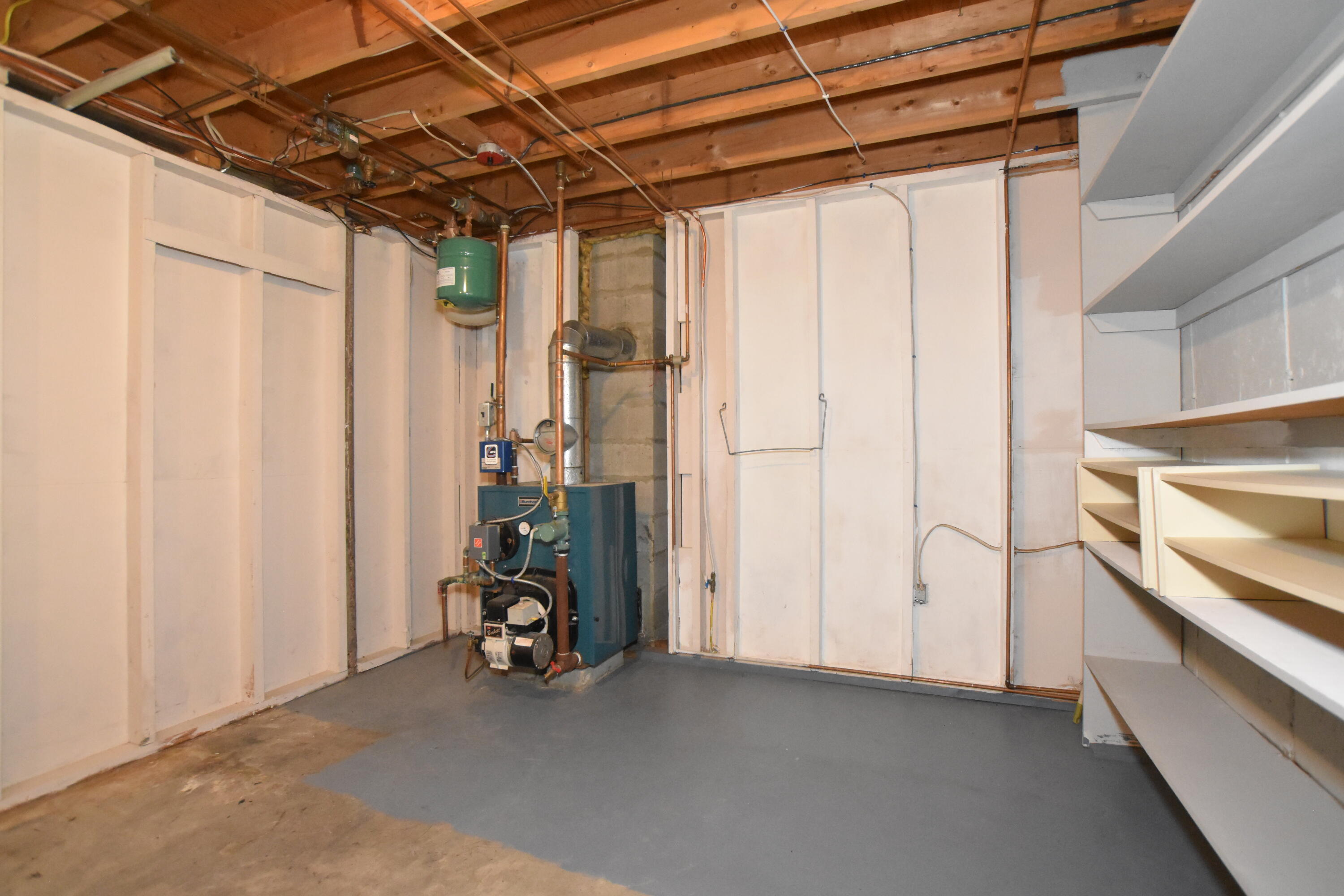 9 Norway Circle Augusta ME 04330