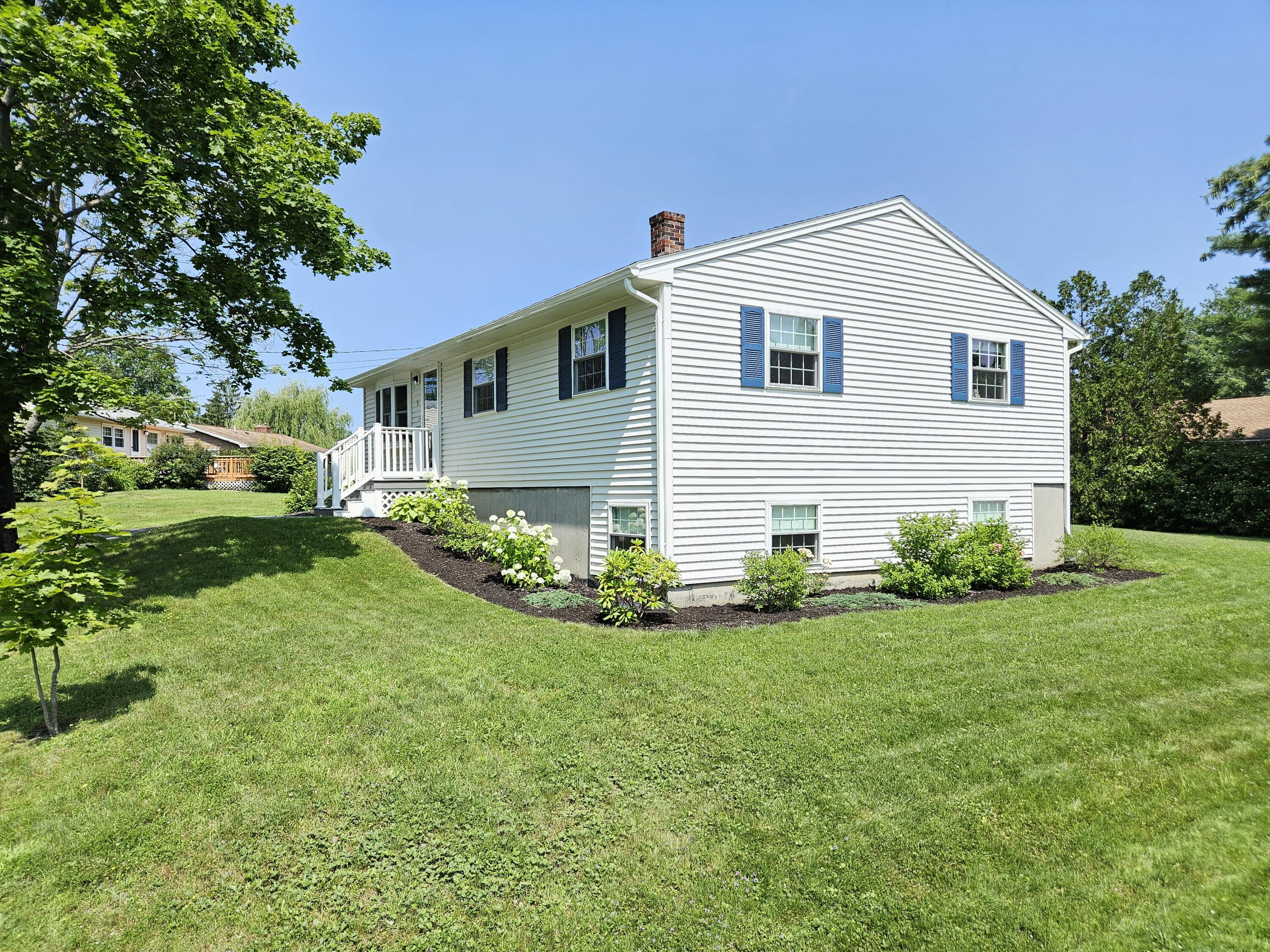 9 Norway Circle Augusta ME 04330