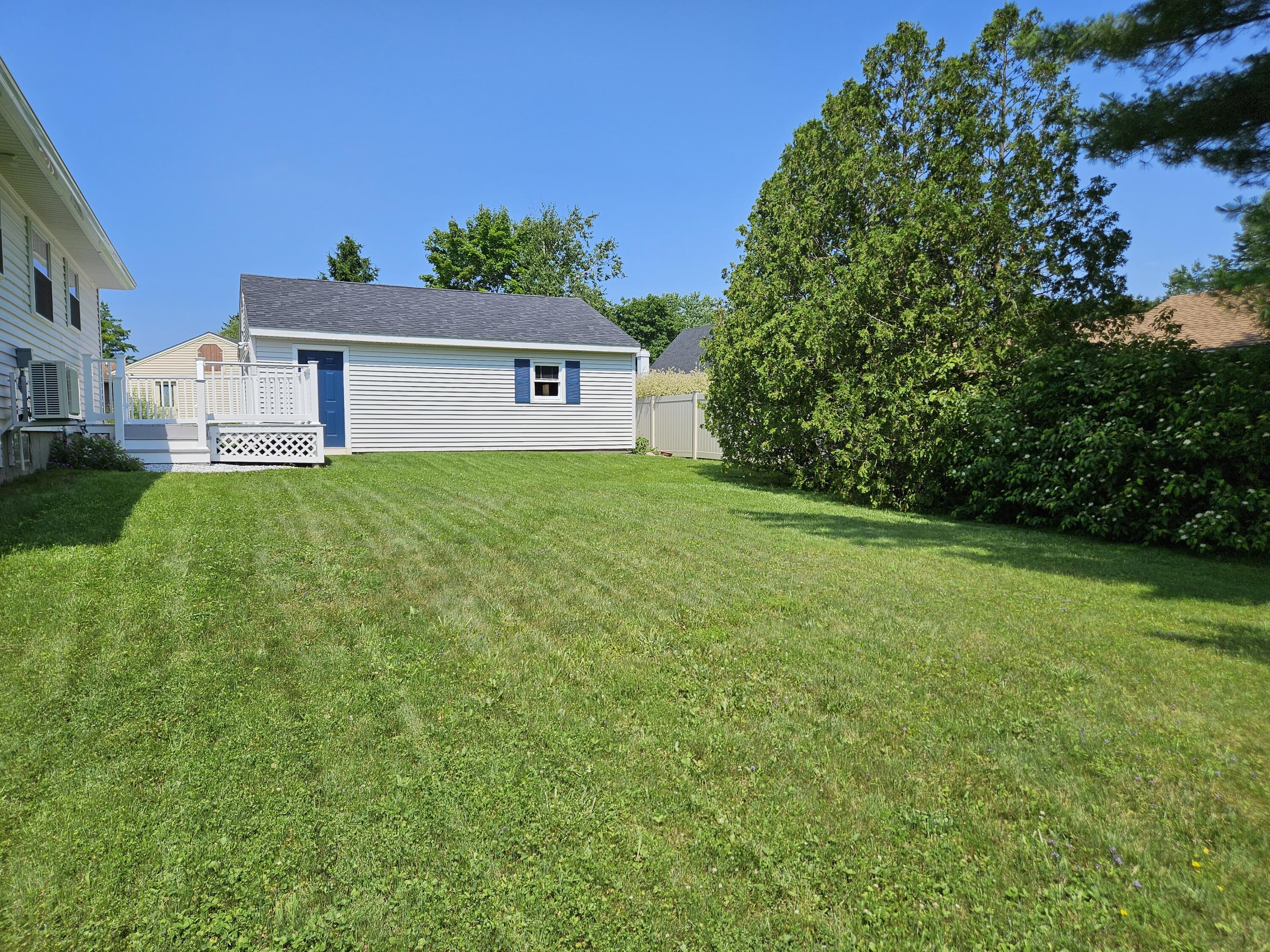 9 Norway Circle Augusta ME 04330