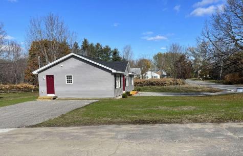 277 King Street Oxford ME 04270