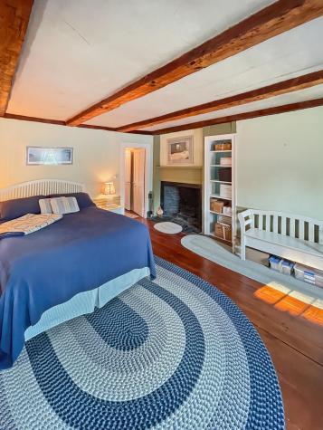 1 Mast Road Lee NH 03861