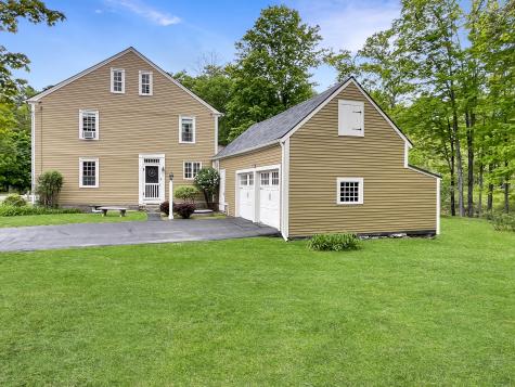 1 Mast Road Lee NH 03861