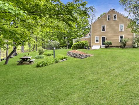 1 Mast Road Lee NH 03861