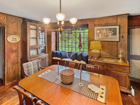 1 Mast Road Lee NH 03861