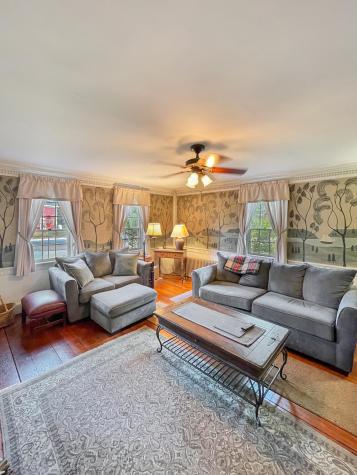 1 Mast Road Lee NH 03861