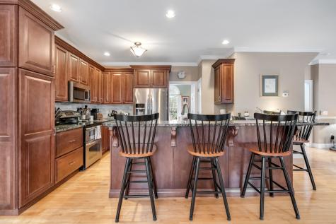 16 Caldwell Circle Lewiston ME 04240