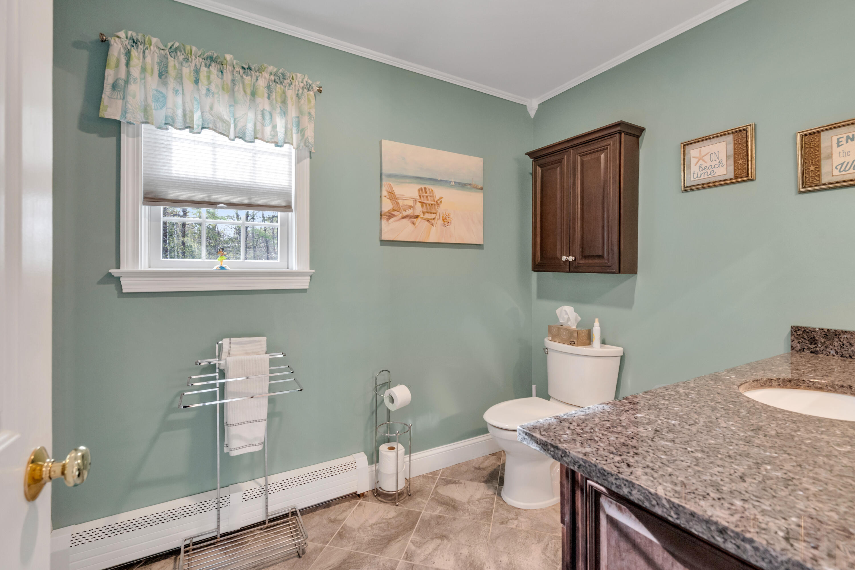 16 Caldwell Circle Lewiston ME 04240