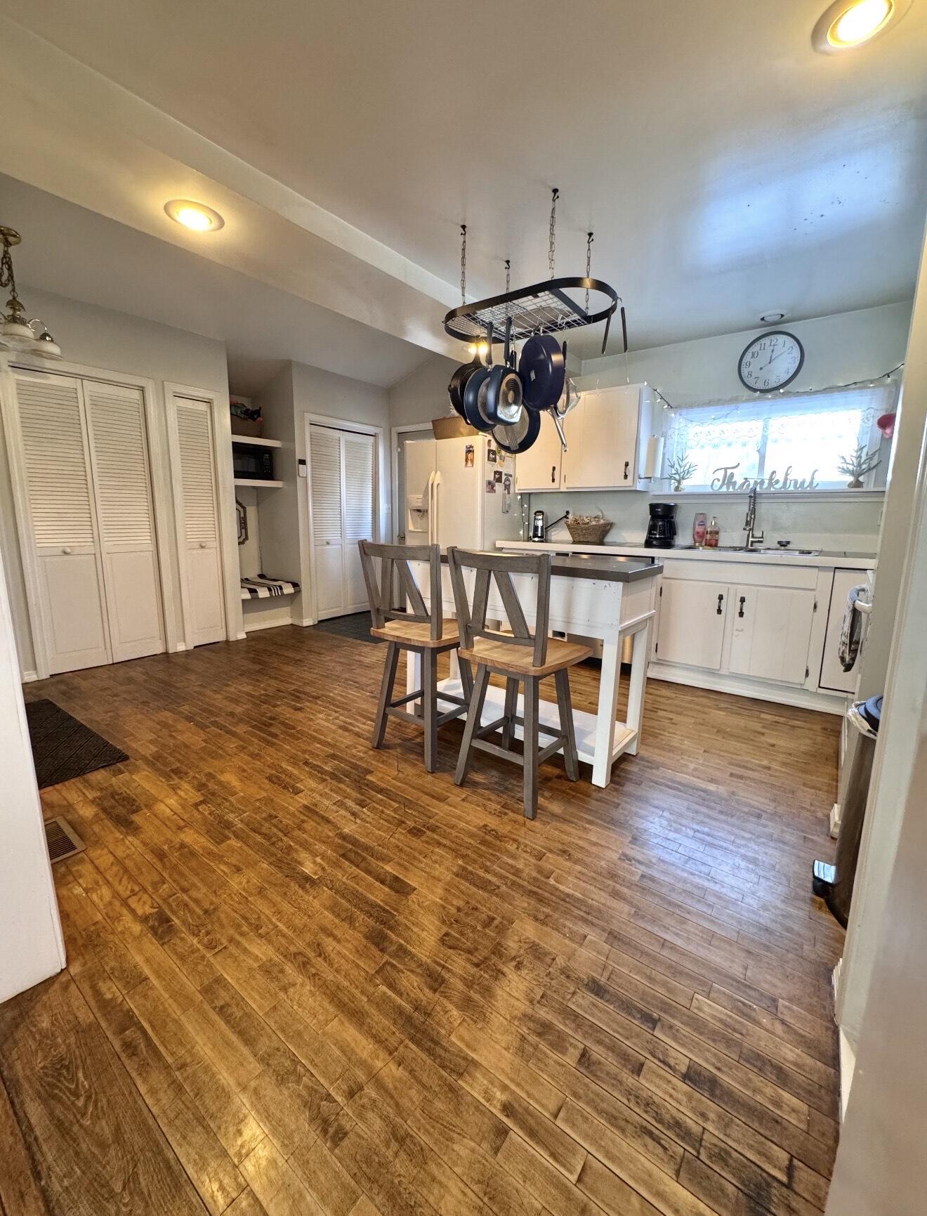 52 Somerset Street Millinocket ME 04462