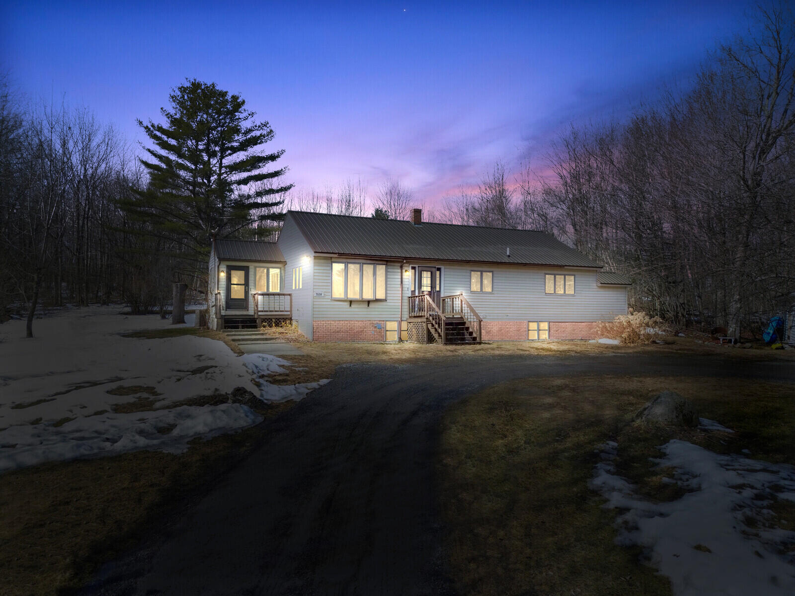 3530 Middle Road Sidney ME 04330