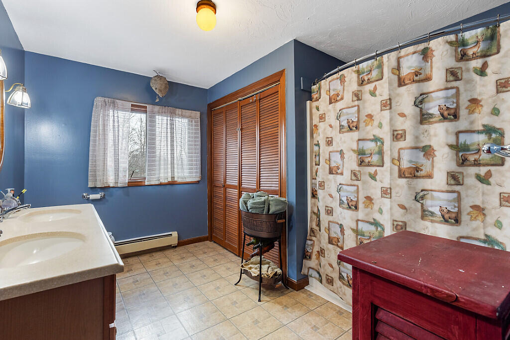 3530 Middle Road Sidney ME 04330