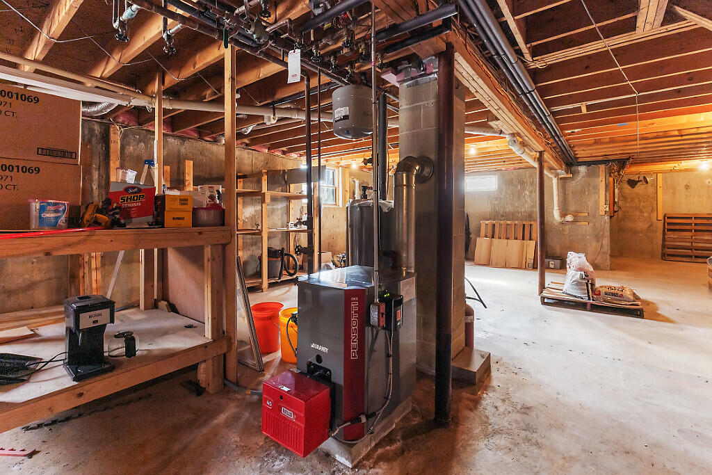 3530 Middle Road Sidney ME 04330